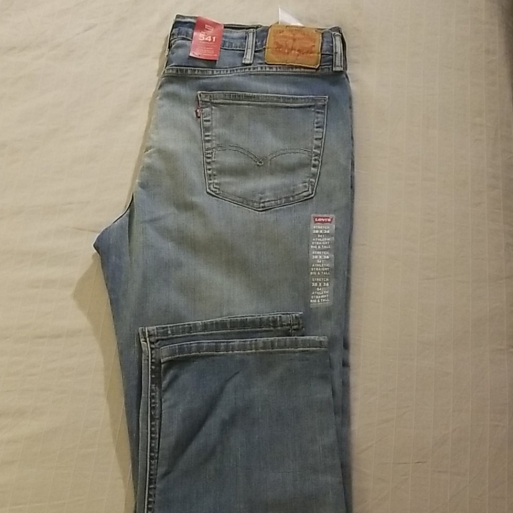 Mens Levi 541 Athletic fit jeans size 38W x 36L
